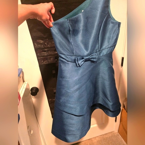 Juniors one shoulder dress - Picture 1 of 3